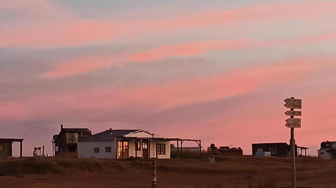 Bunker Hostel 카보 폴로니오 외부 사진
