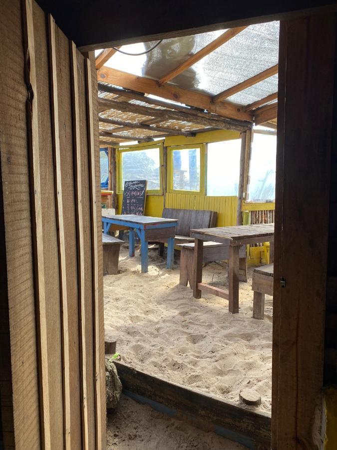 Bunker Hostel 카보 폴로니오 외부 사진